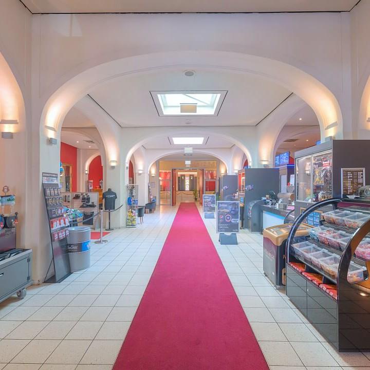 veranstaltungsort für roadshow in luebeck- red carpet event