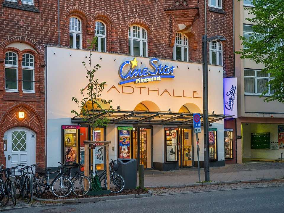 location für produktlaunch event in luebeck- red carpet event