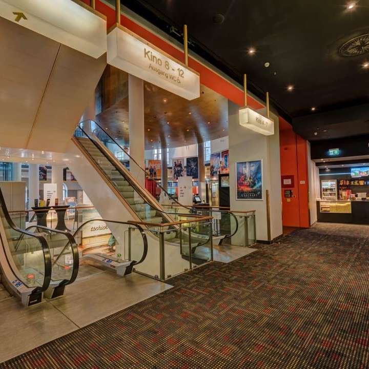 Location für große Firmenveranstalltung in Frankfurt- Red Carpet event