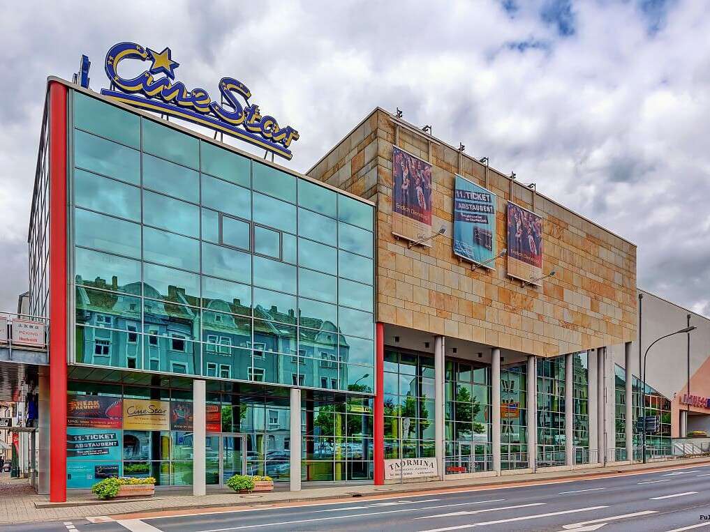 aussenansicht cinestar kino in fulda