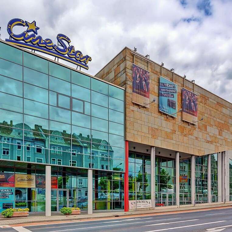 aussenansicht cinestar kino in fulda
