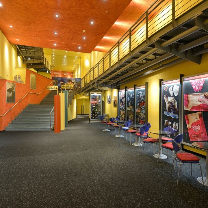 Eventlocation Cinestar Garbsen für Firmenfeiern, Tagungen und Konferenzen-red carpet eventred
