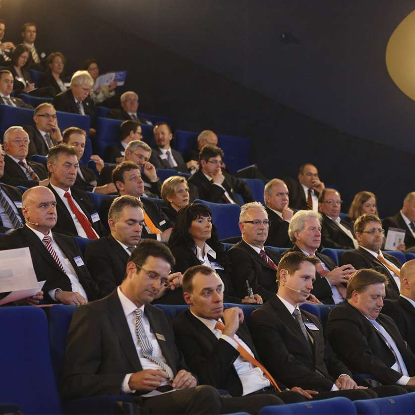Kino als veranstaltungsort für kongresse-red carpet event