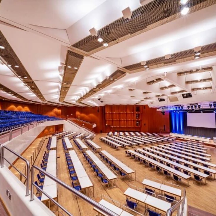 Kongress Zentrum Pforzheim Location für Betriebsversammlung- Red Carpet Event