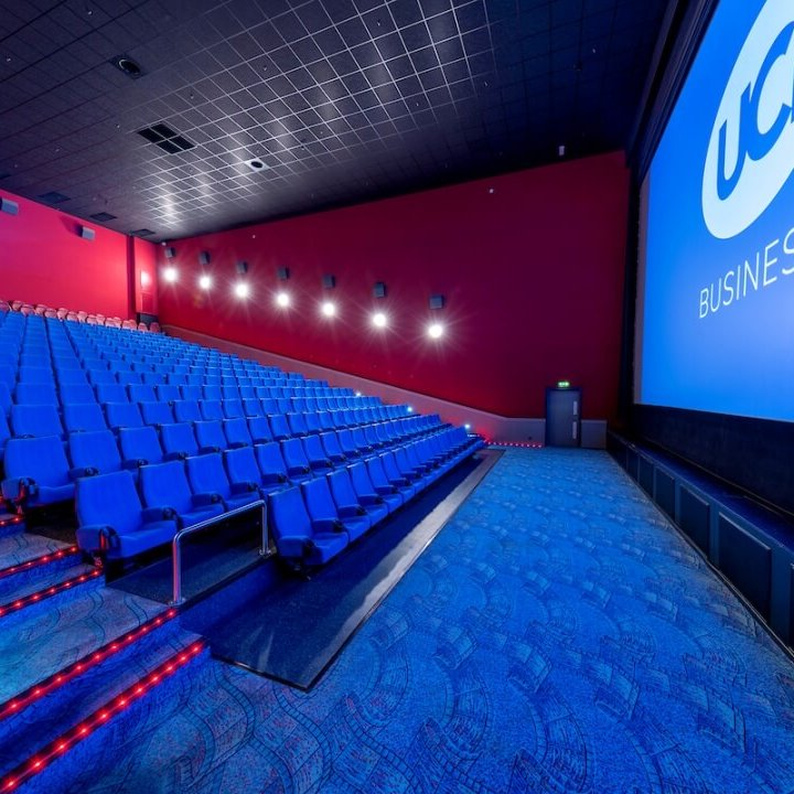 Eventlocation zentral in dresden- red carpet event