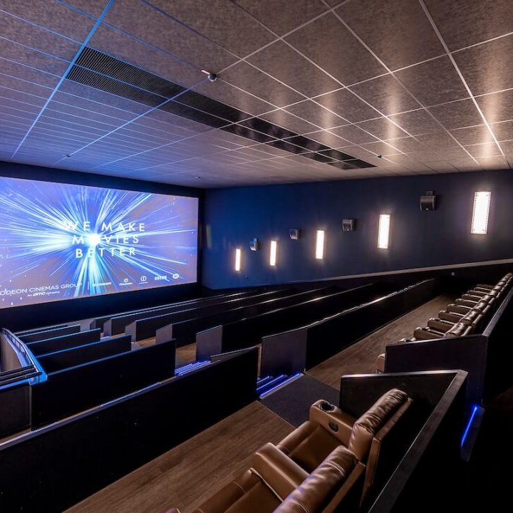 Firmenveranstaltung Kino Luxe Potsdam planen- red carpet event