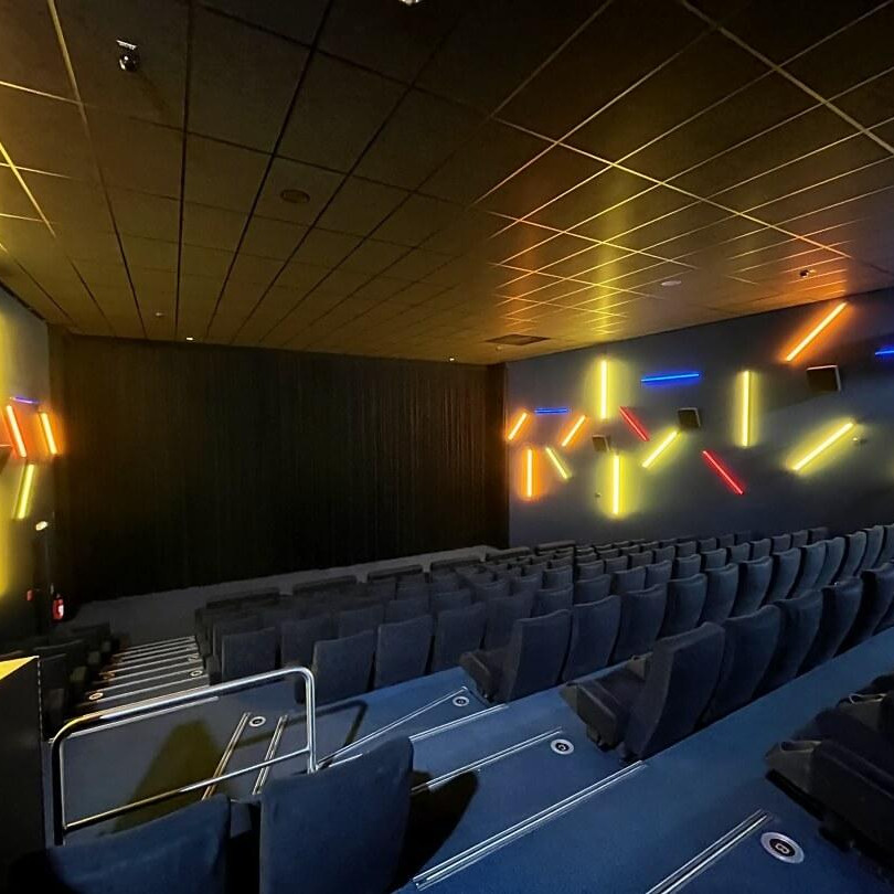 Komfortable Sitzgelegenheiten im Cinestar Bremen für Ihre Gäste