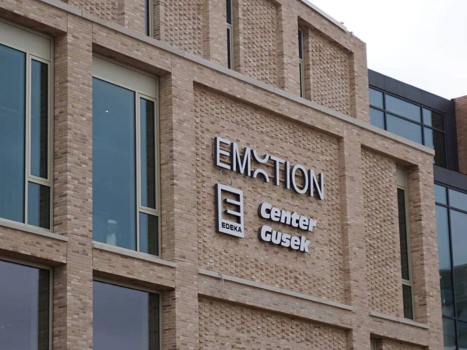 Emotion Kino Monheim Aussenansicht